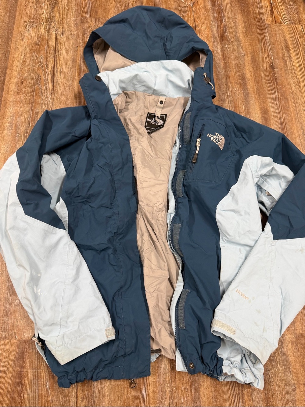 The North Face blue and light gray color-blocked jacket in size M